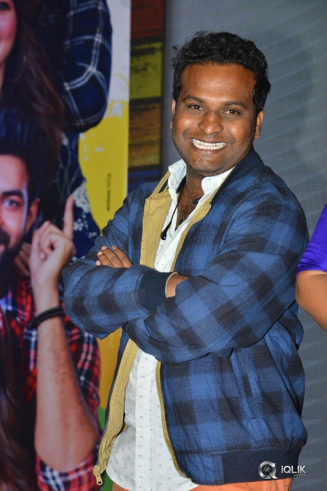 F2-Movie-Pre-Release-Function